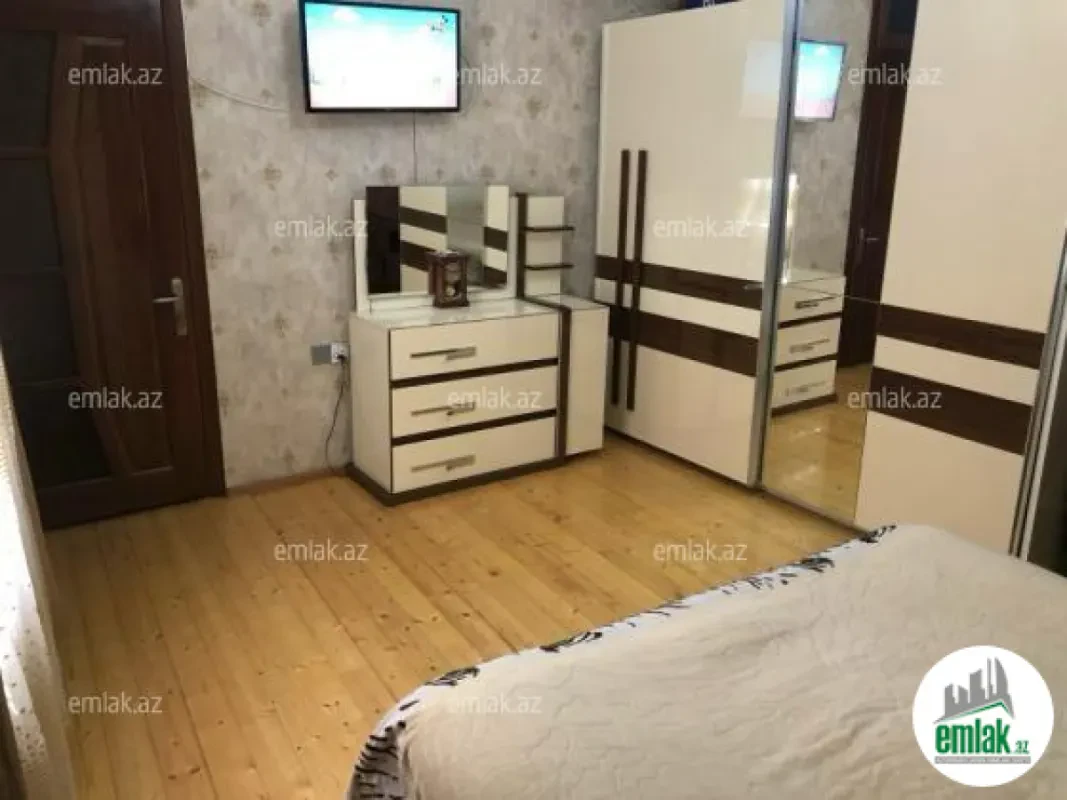 Satılır 3 otaqlı həyət evi 95 m²