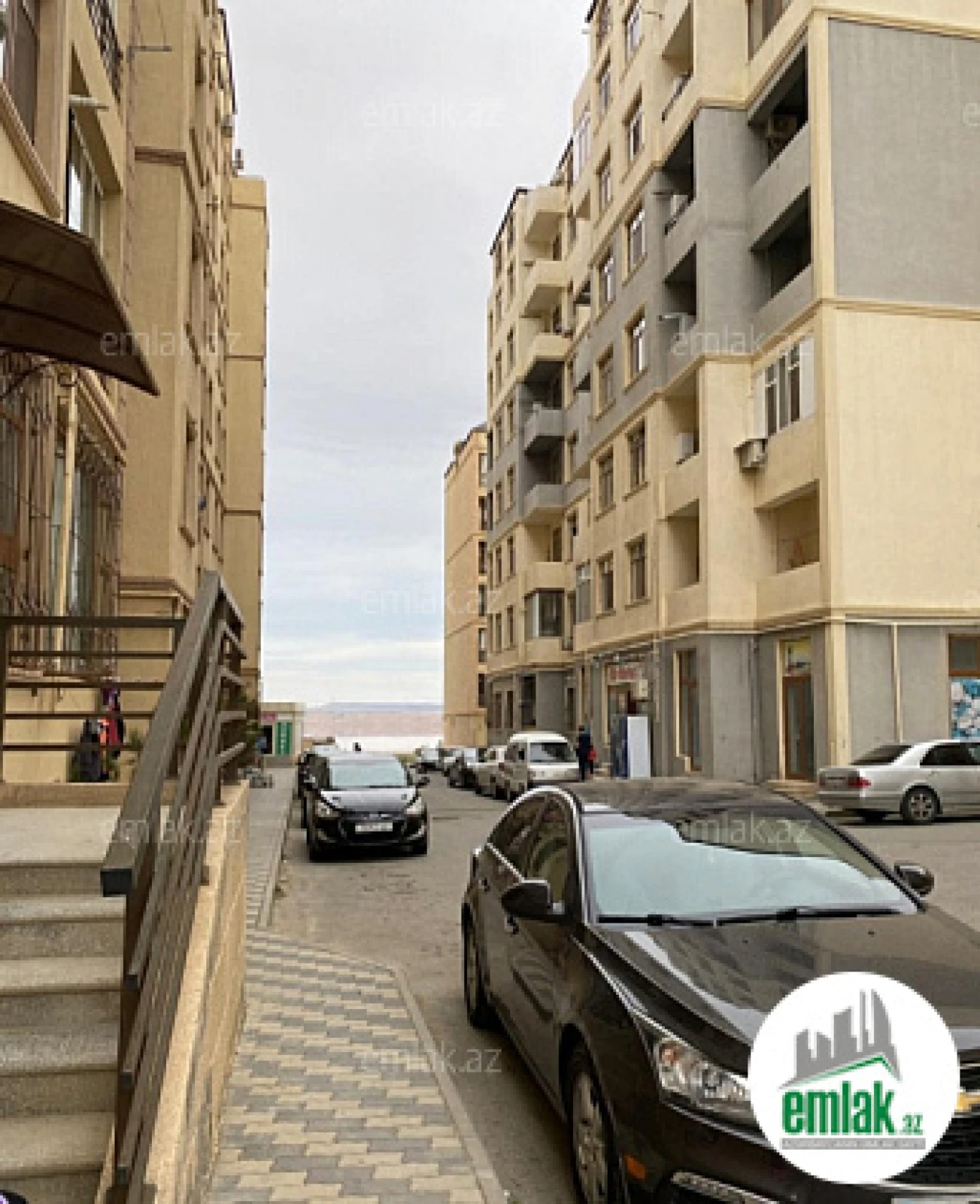 Satılır 2 otaqlı yeni tikili 70 m²