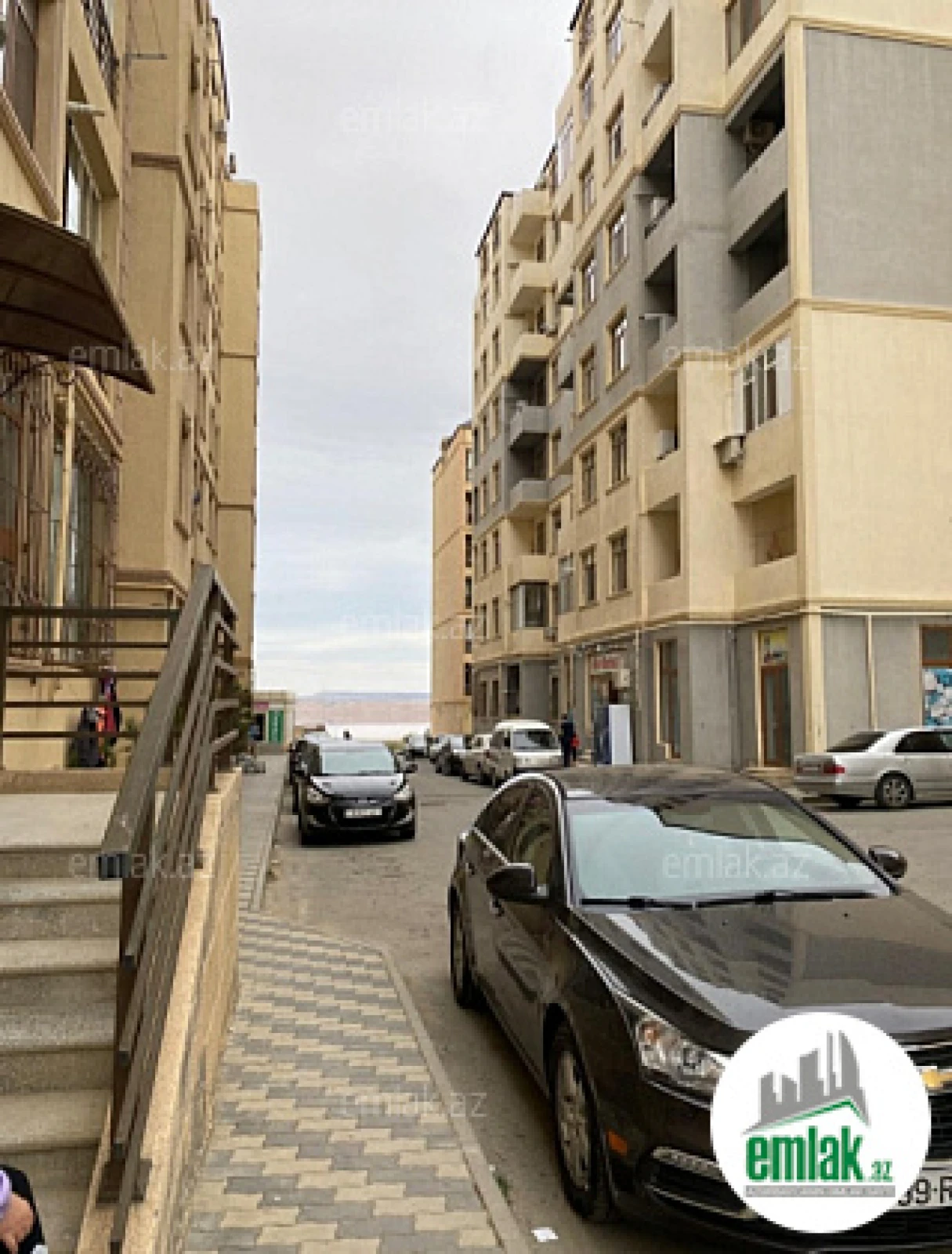 Satılır 2 otaqlı yeni tikili 70 m²