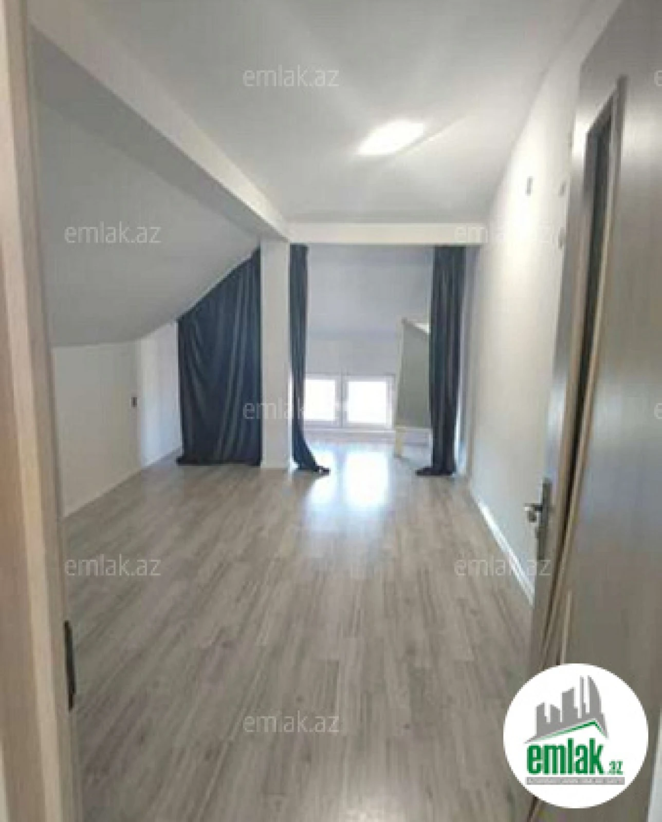 Satılır 2 otaqlı yeni tikili 70 m²