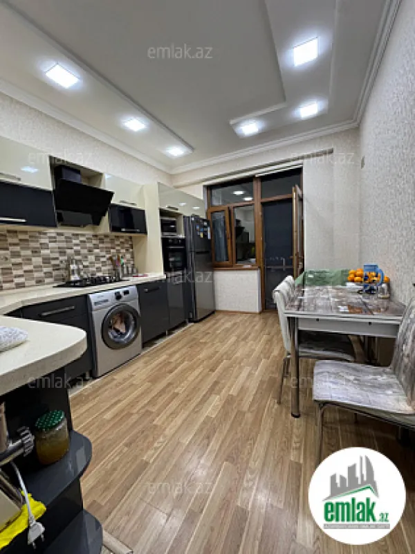 Satılır 3 otaqlı yeni tikili 78 m²