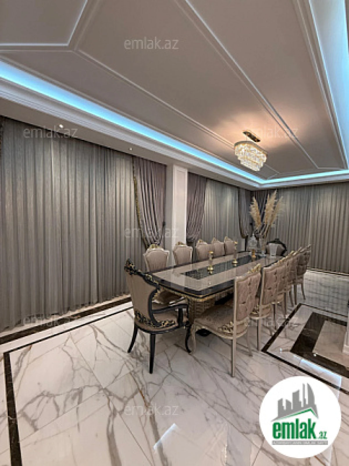 Satılır 7 otaqlı həyət evi 760 m²