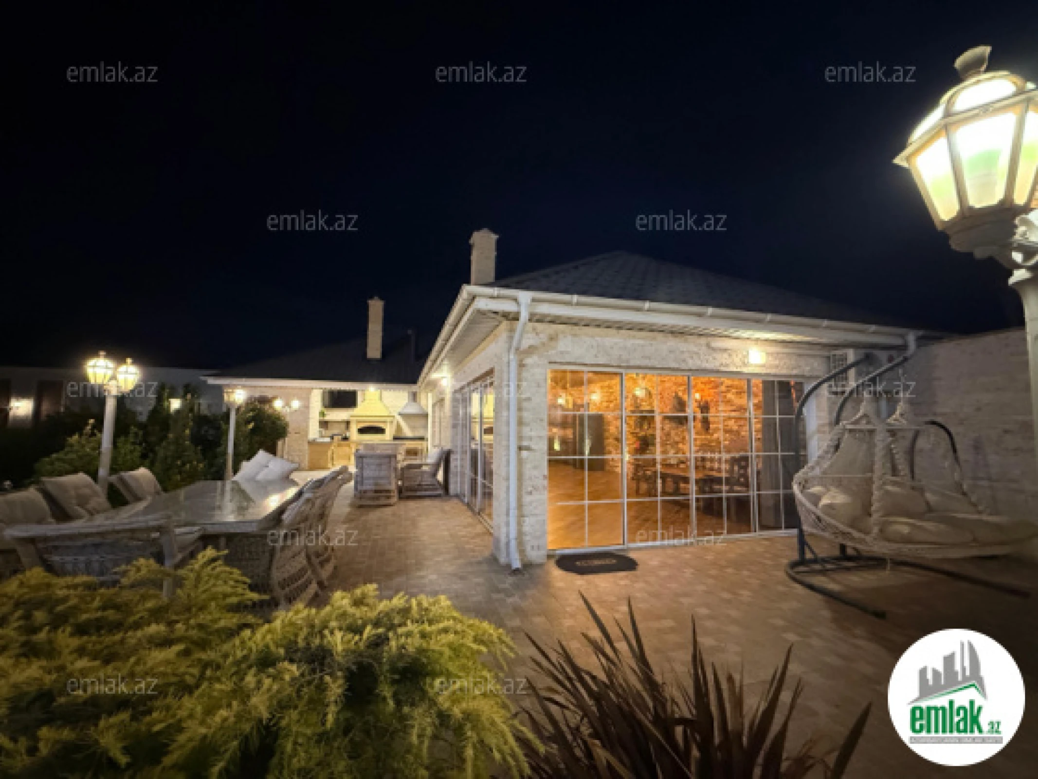 Satılır 7 otaqlı həyət evi 760 m²