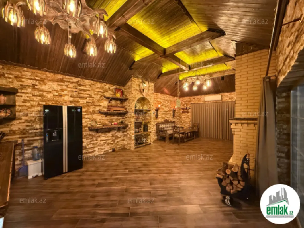 Satılır 7 otaqlı həyət evi 760 m²