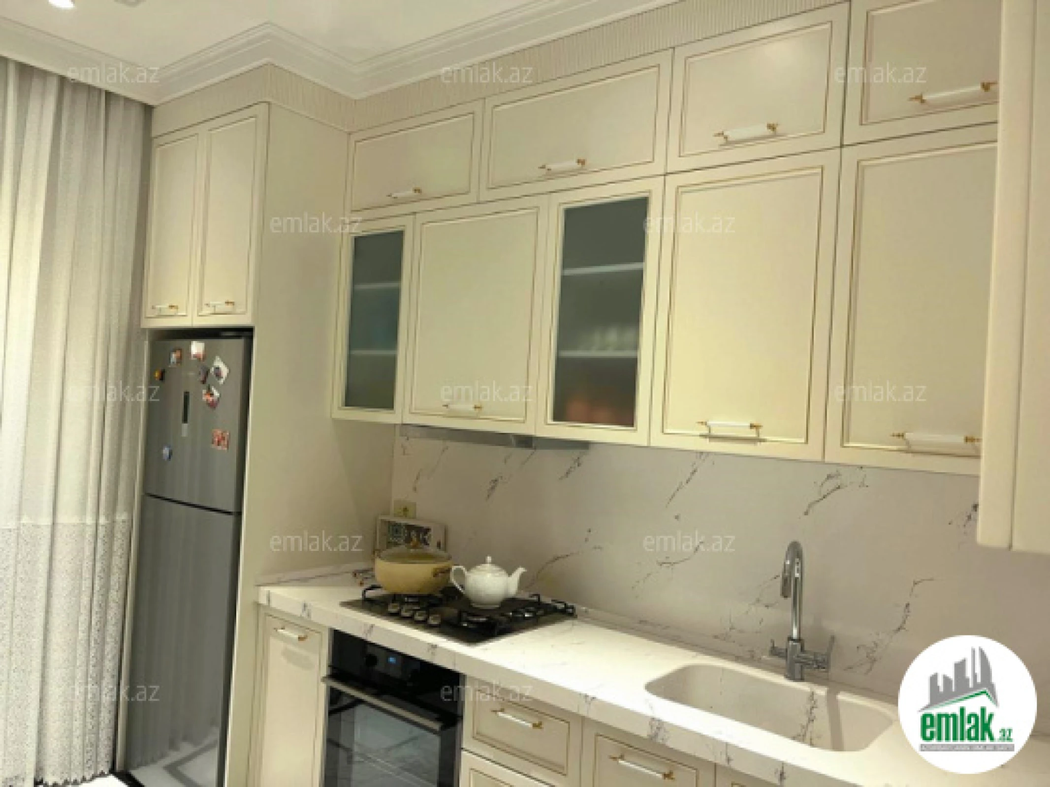 Satılır 3 otaqlı yeni tikili 120 m²