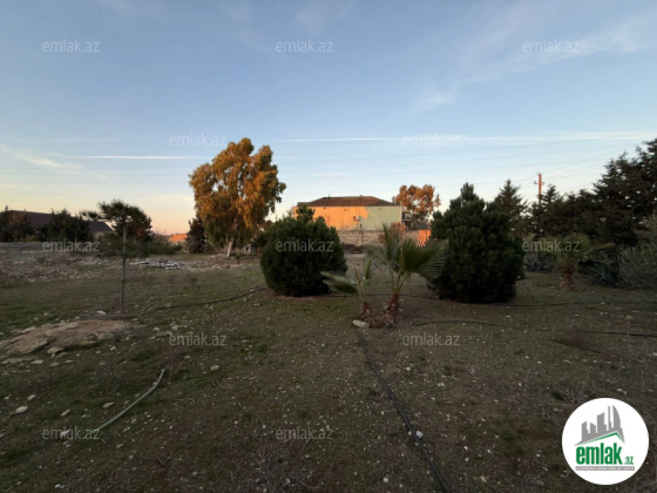 Satılır torpaq sahəsi 12 m²