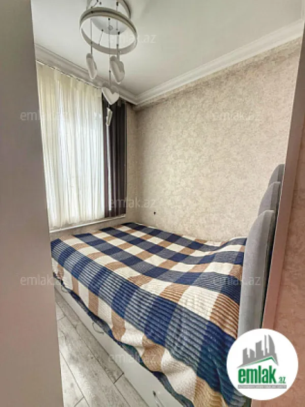Satılır 2 otaqlı köhnə tikili 40 m²