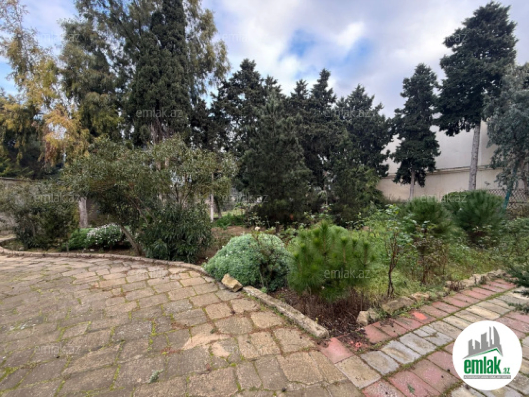 Satılır torpaq sahəsi 24 m²