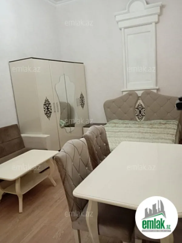Satılır 1 otaqlı köhnə tikili 30 m²