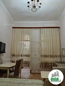 Satılır 1 otaqlı köhnə tikili 30 m²