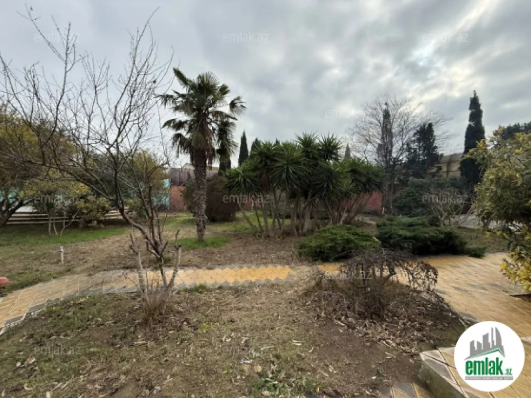 Satılır torpaq sahəsi 8 m²