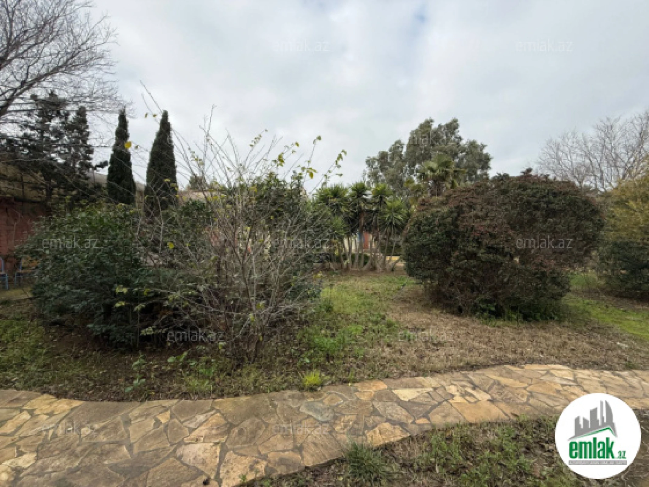 Satılır torpaq sahəsi 8 m²