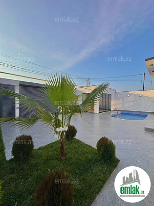 Satılır 4 otaqlı mənzil 150 m²