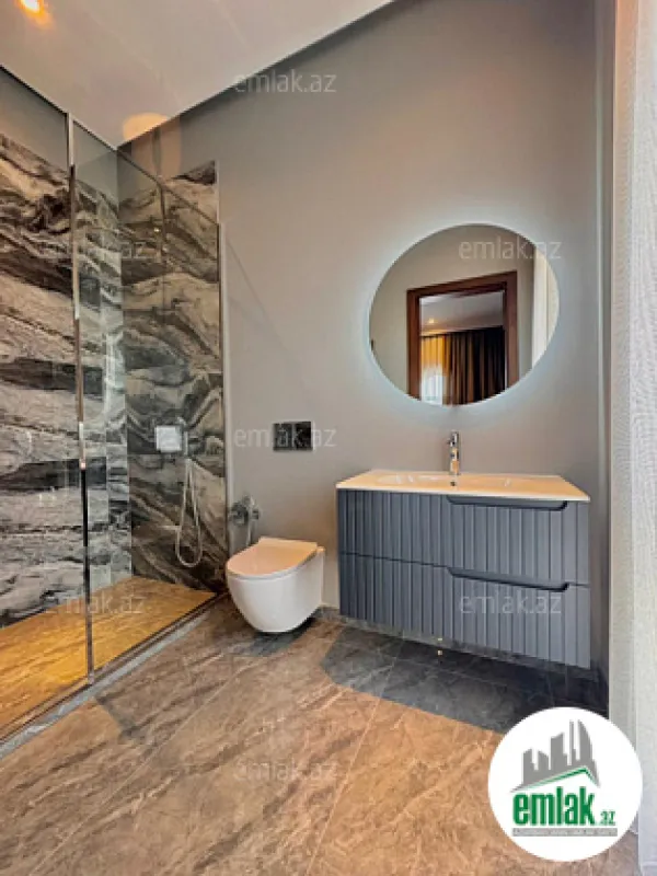 Satılır 6 otaqlı mənzil 350 m²