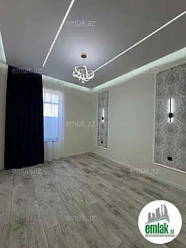 Satılır 4 otaqlı mənzil 150 m²