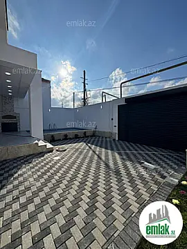 Satılır 4 otaqlı mənzil 150 m²