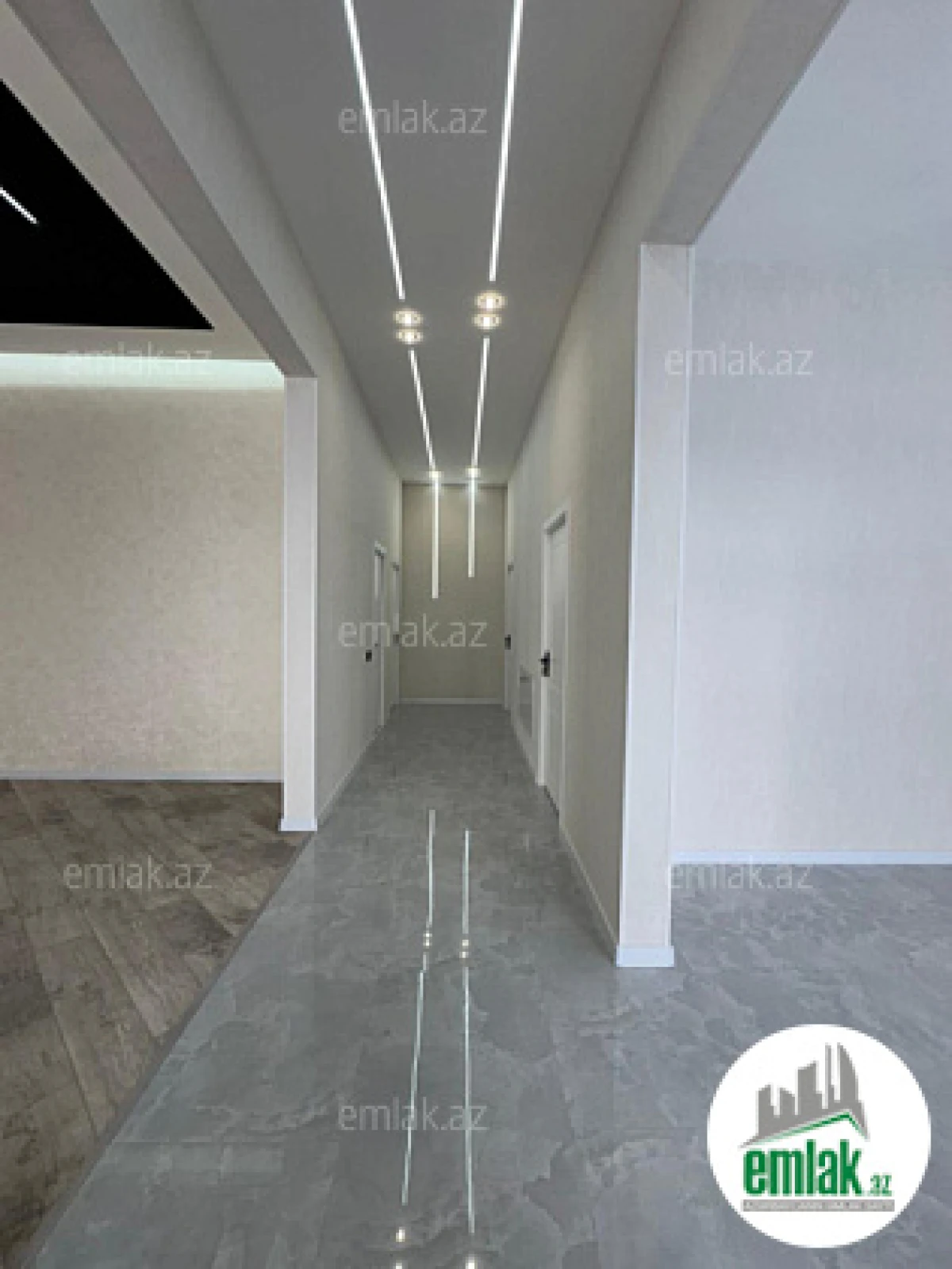 Satılır 4 otaqlı mənzil 150 m²