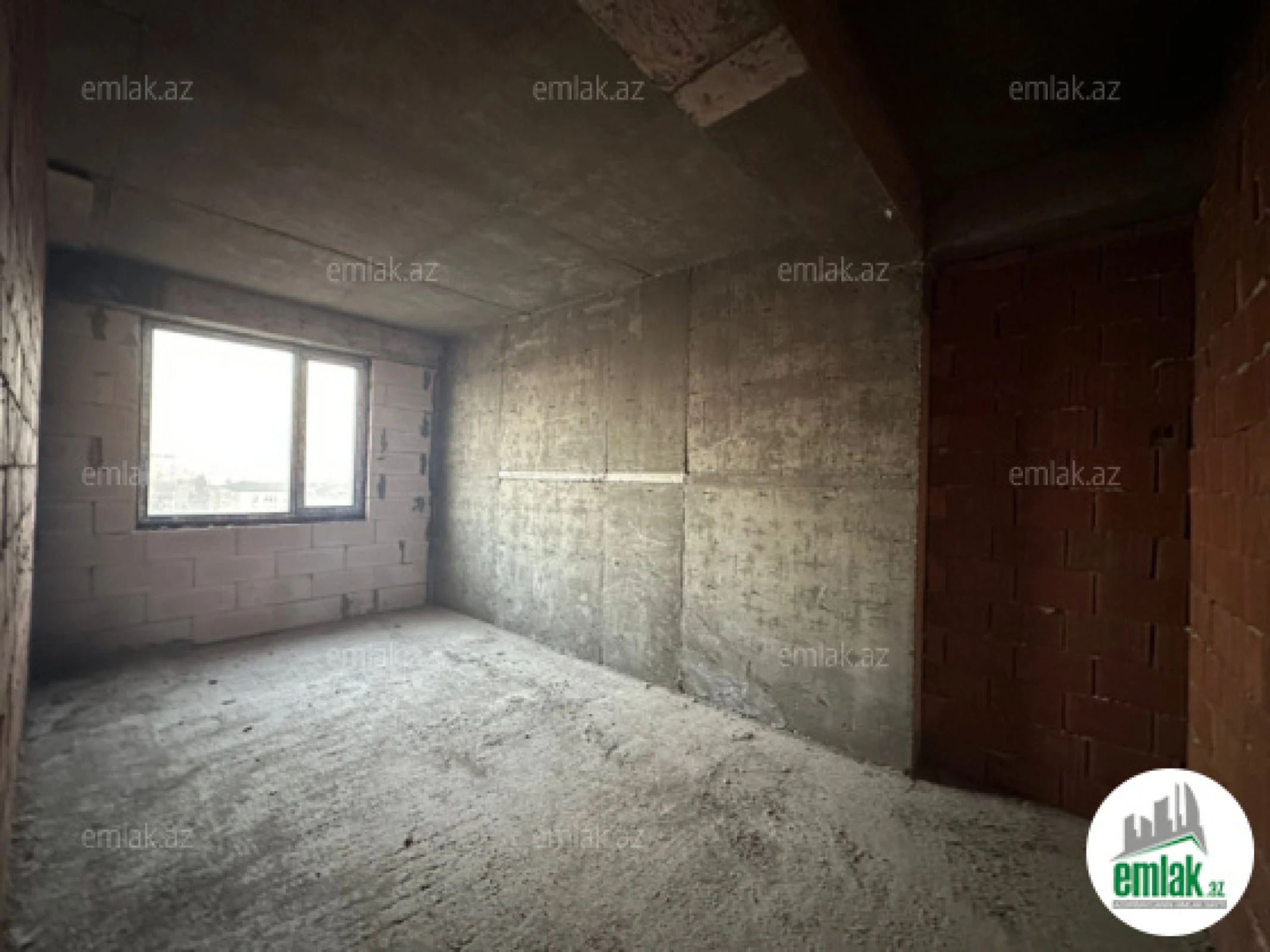 Satılır 3 otaqlı yeni tikili 190 m²