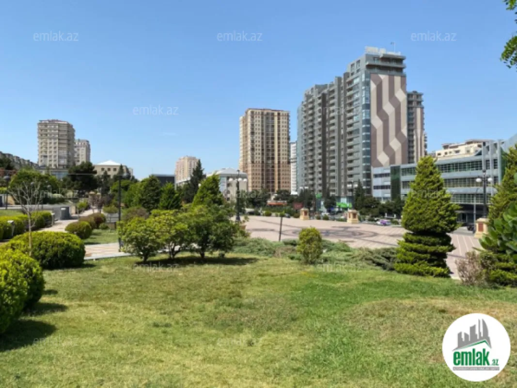 Satılır 3 otaqlı yeni tikili 190 m²