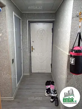 Satılır 3 otaqlı köhnə tikili 75 m²