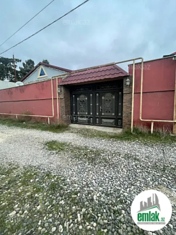 Satılır 3 otaqlı həyət evi 160 m²