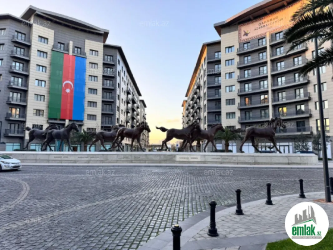 Satılır 4 otaqlı yeni tikili 190 m²