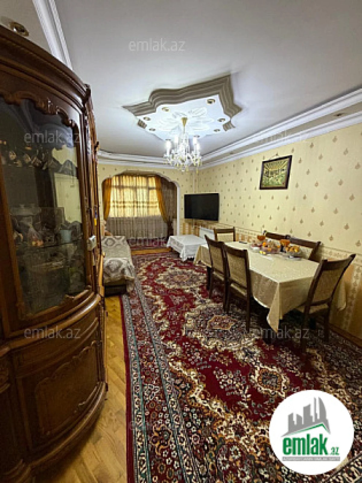 Satılır 4 otaqlı köhnə tikili 100 m²