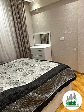 Satılır 3 otaqlı yeni tikili 110 m²