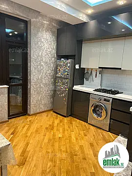 Satılır 3 otaqlı yeni tikili 110 m²
