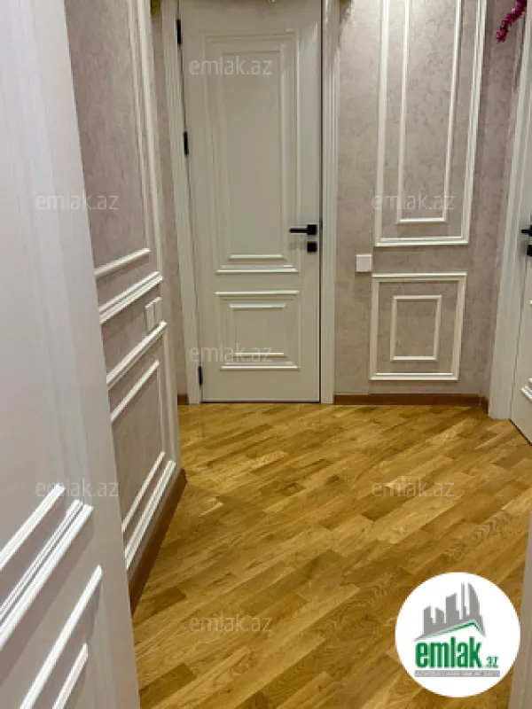 Satılır 3 otaqlı yeni tikili 110 m²