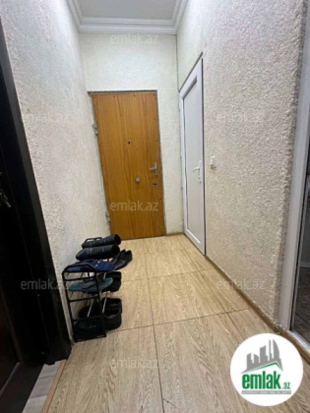 Satılır 3 otaqlı köhnə tikili 70 m²