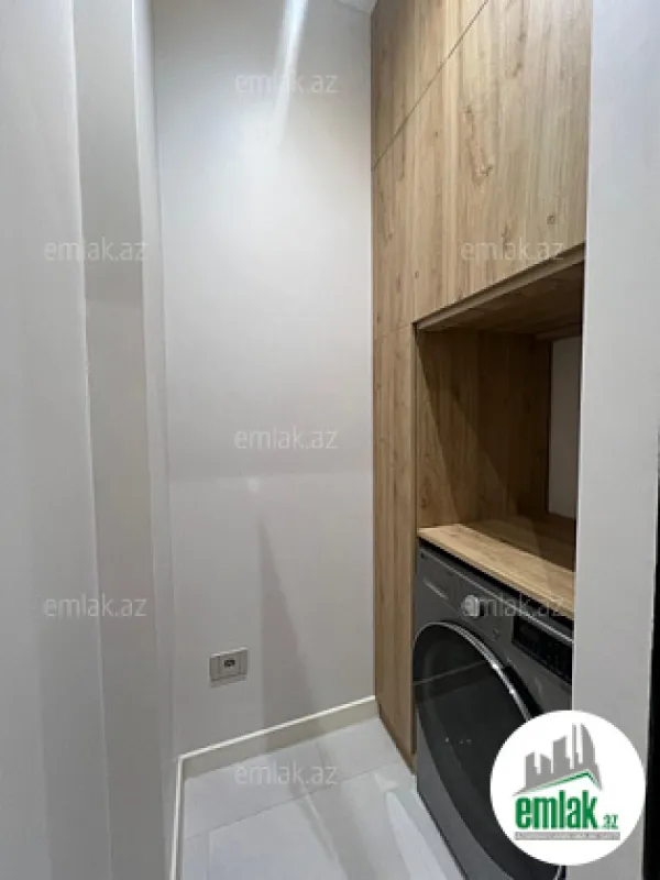 Satılır 3 otaqlı yeni tikili 110 m²
