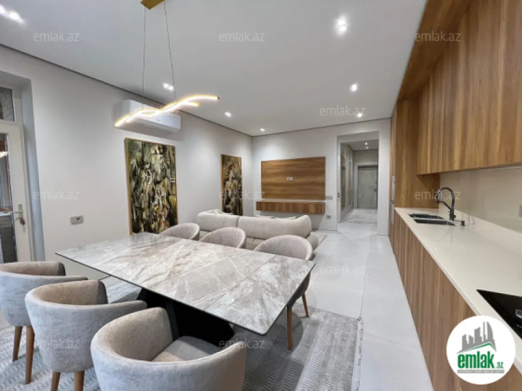 Satılır 3 otaqlı yeni tikili 110 m²