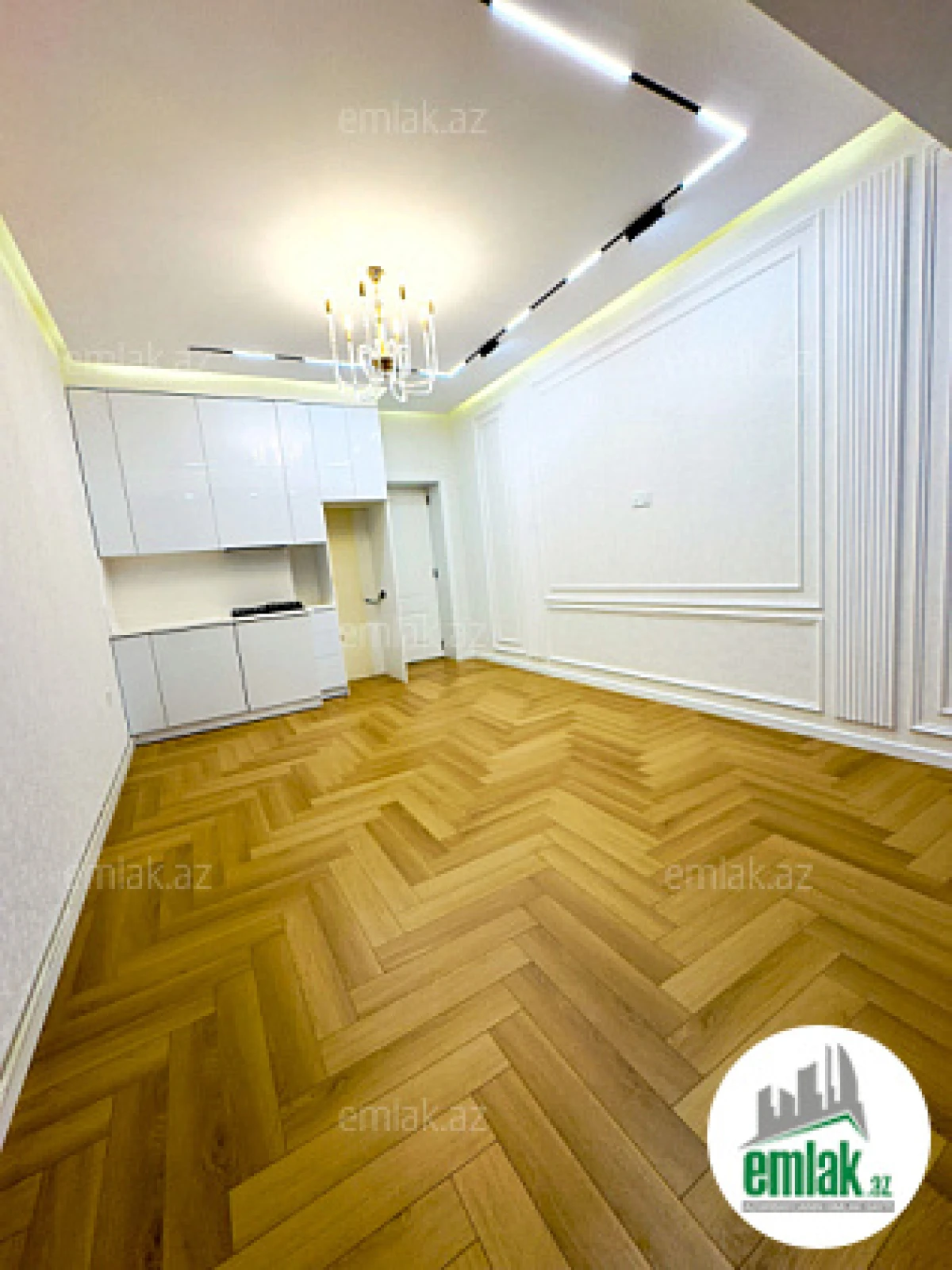 Satılır 2 otaqlı yeni tikili 60 m²