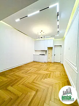 Satılır 2 otaqlı yeni tikili 60 m²
