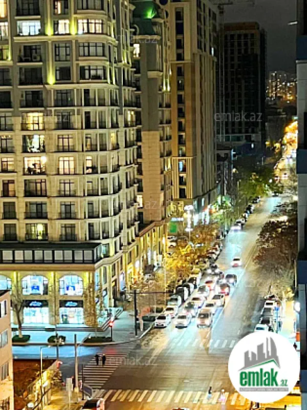 Satılır 4 otaqlı yeni tikili 192 m²