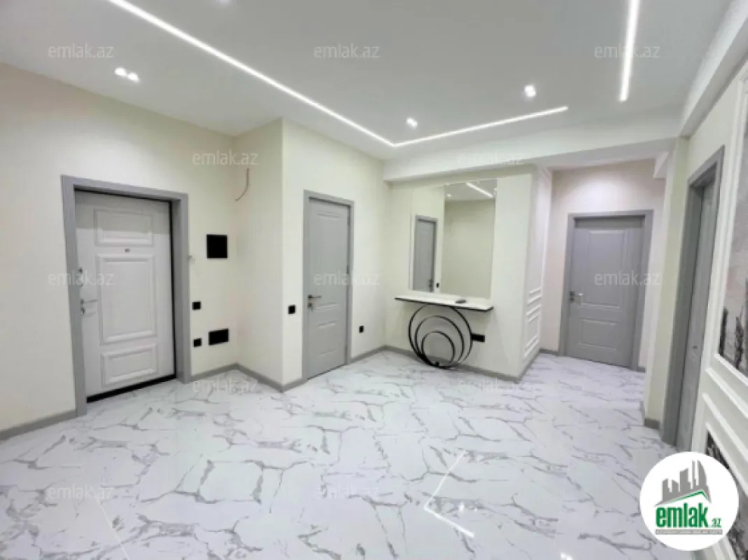 Satılır 4 otaqlı yeni tikili 192 m²