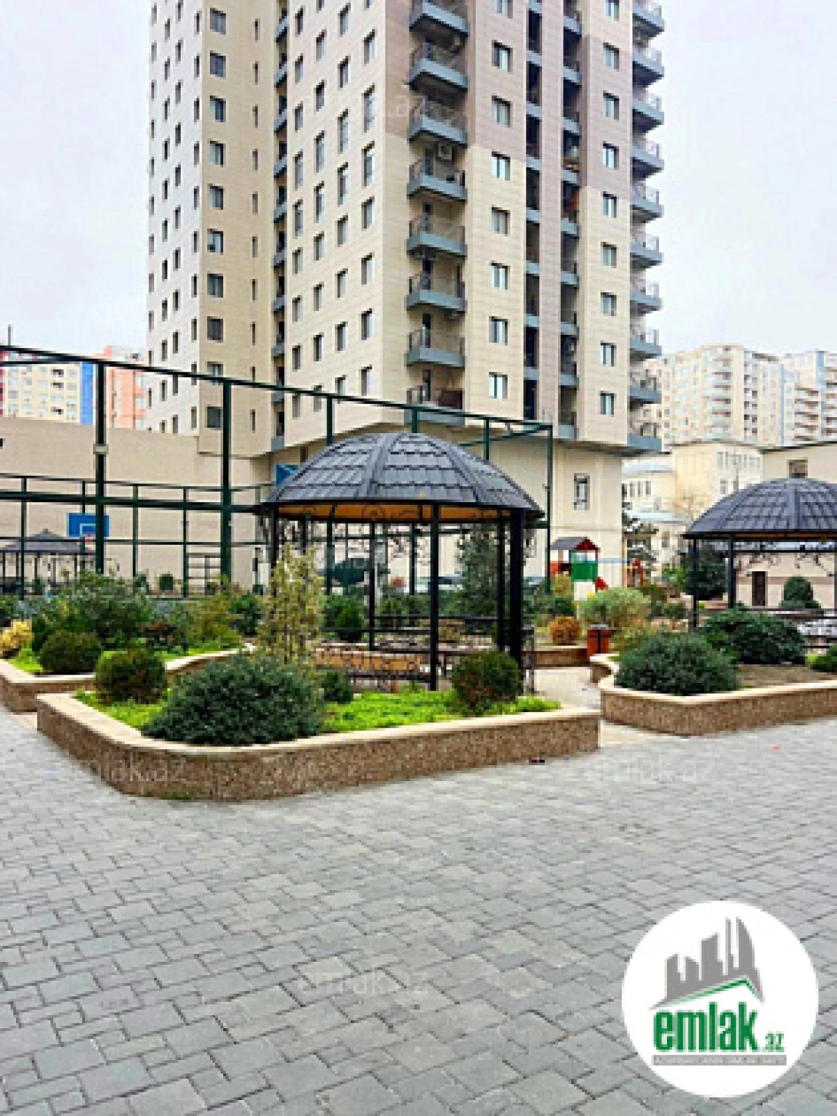 Satılır 4 otaqlı yeni tikili 192 m²