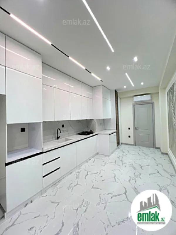 Satılır 4 otaqlı yeni tikili 192 m²