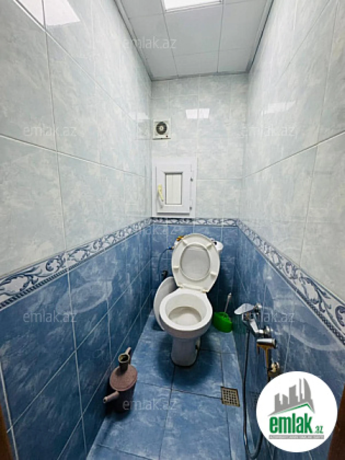 Satılır 3 otaqlı köhnə tikili 90 m²