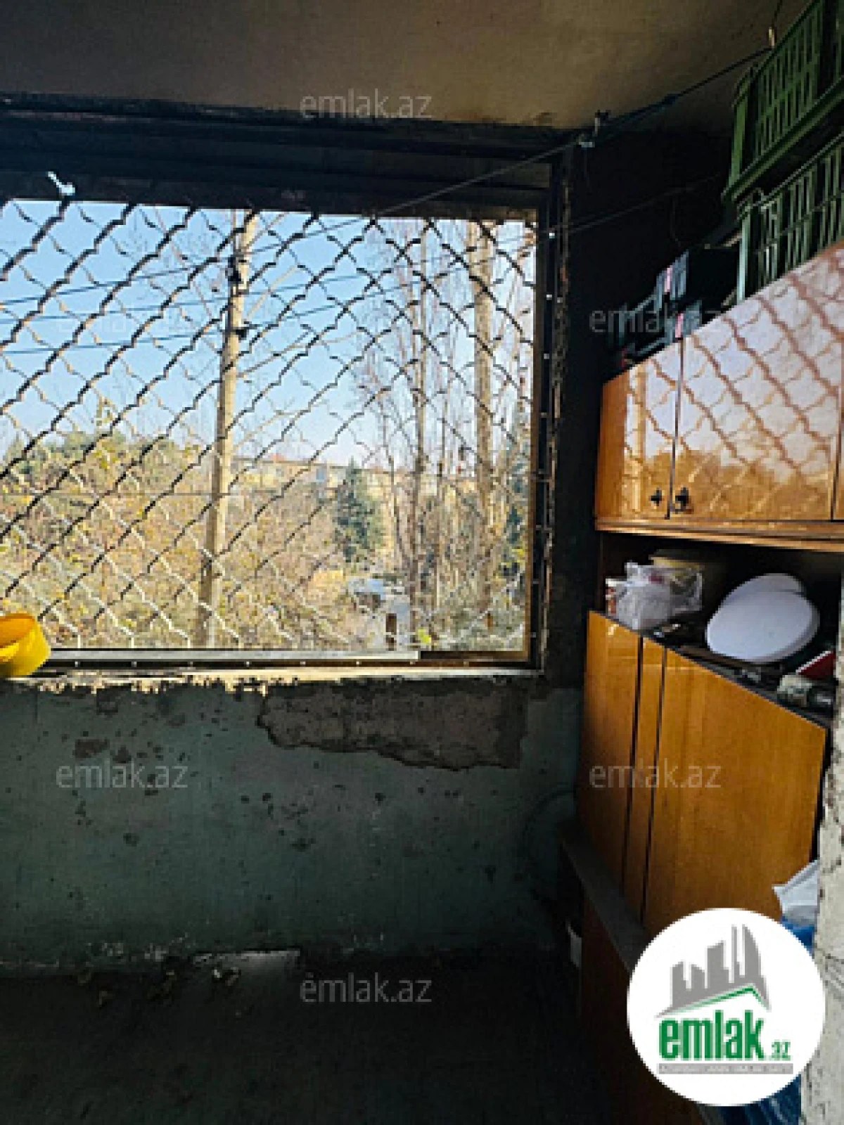 Satılır 3 otaqlı köhnə tikili 90 m²