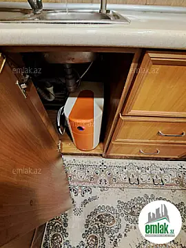 Satılır 3 otaqlı köhnə tikili 85 m²