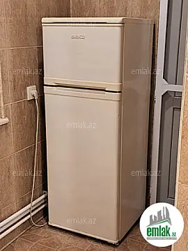 Satılır 3 otaqlı köhnə tikili 85 m²
