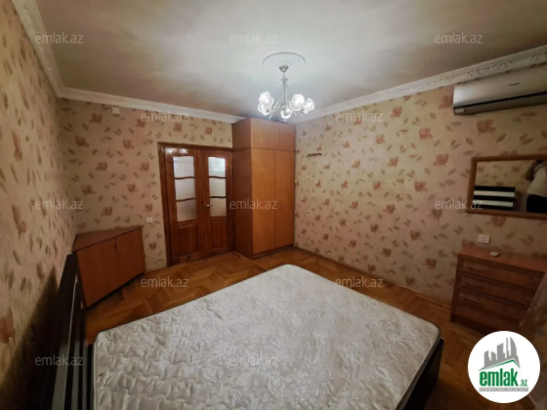 Satılır 3 otaqlı köhnə tikili 85 m²
