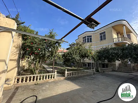 Satılır 6 otaqlı həyət evi 300 m² — Bakı 6 otaq 300.00 m²