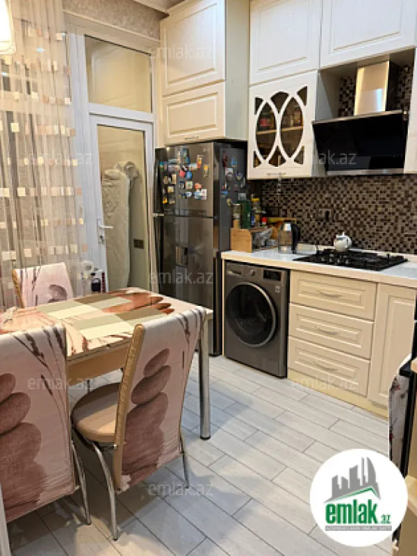 Satılır 2 otaqlı yeni tikili 75 m²