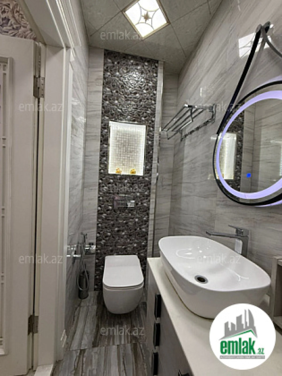 Satılır 2 otaqlı yeni tikili 75 m²