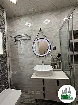 Satılır 2 otaqlı yeni tikili 75 m²