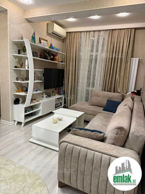 Satılır 2 otaqlı yeni tikili 75 m²