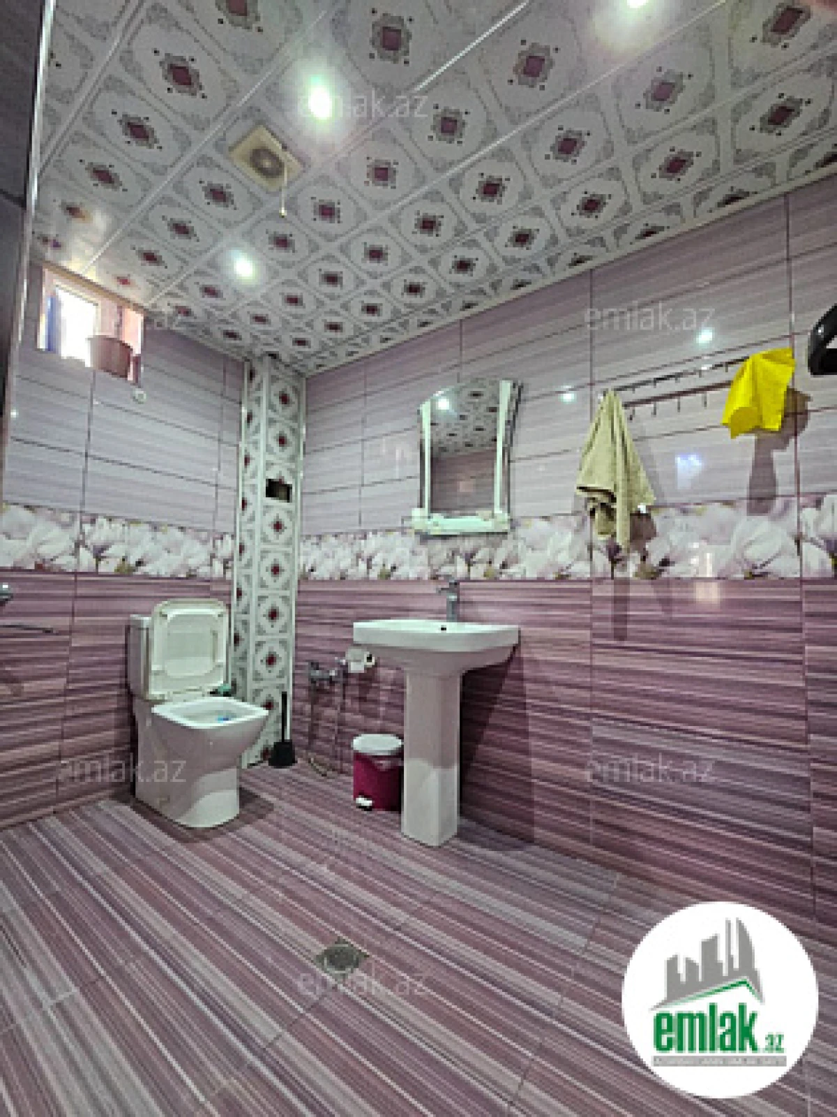 Satılır 4 otaqlı həyət evi 200 m²